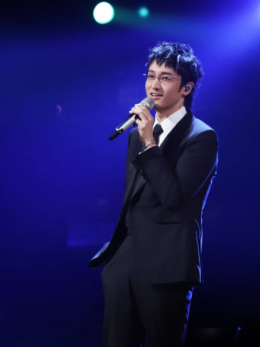 王传君把桃花坞写进披哥初舞台rap,与孟子义“靠筷子重逢”:老坞民的重聚挪到村外了