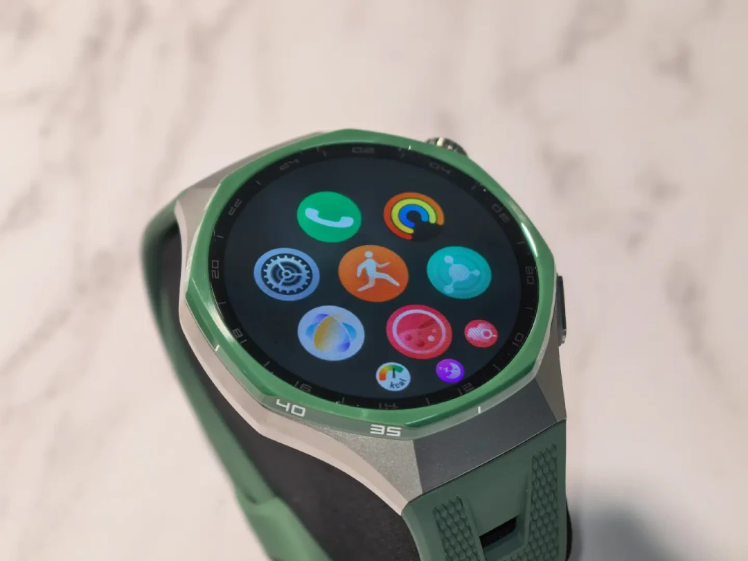 Apple 传闻四起、GT7 全系标配:「手腕测血糖」又火了,但下单前先分清这三样东西