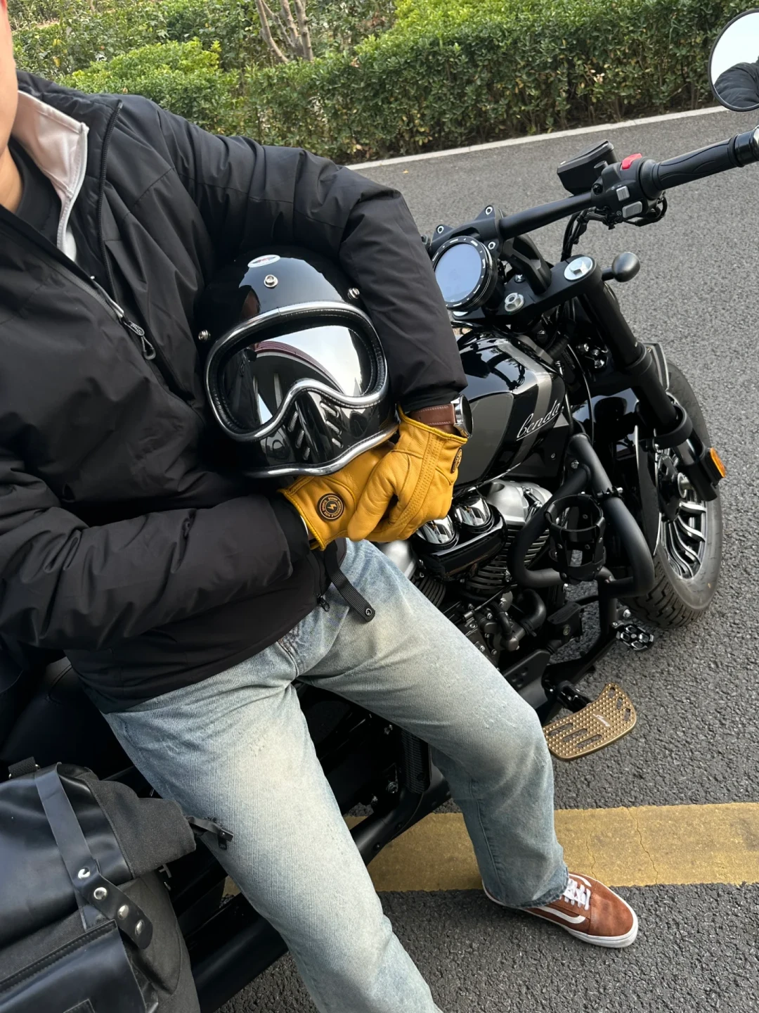 2万以内,女生选第一台复古摩托:把新车、二手和自动挡比完,值得试驾的就这几台