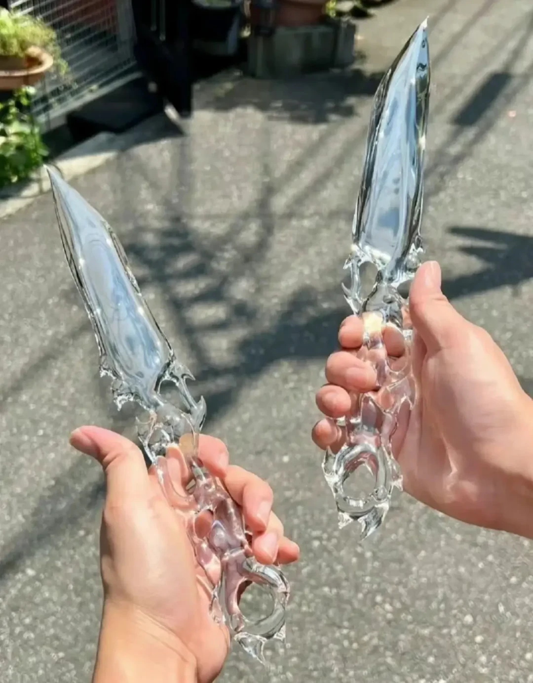 想为了cos道具入一台3D打印机?先别急着下单:我把爆火的入坑帖和评论区劝退帖都翻了,买机器、找代打、直接买这三条路的账算清了