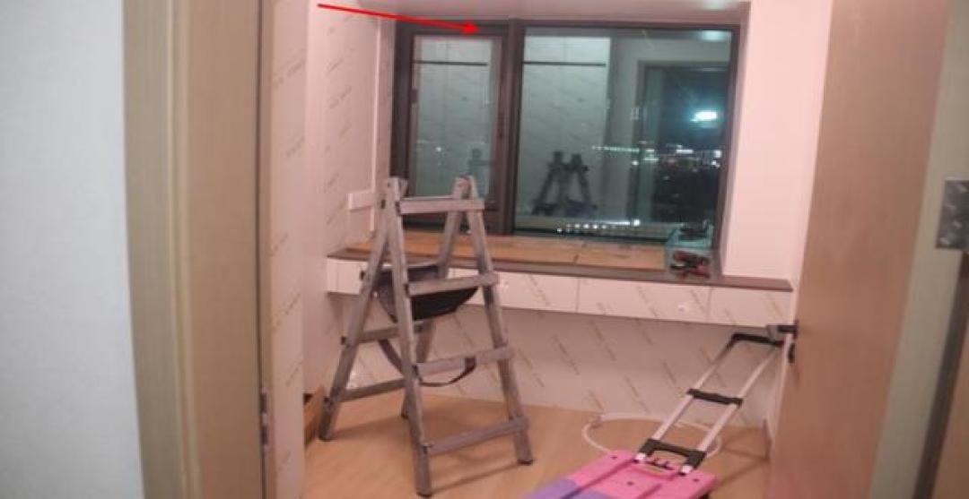 2死1重伤1窗台获救：翻了今夏的空调高空作业事故，我搞清了业主要在什么情况下赔钱