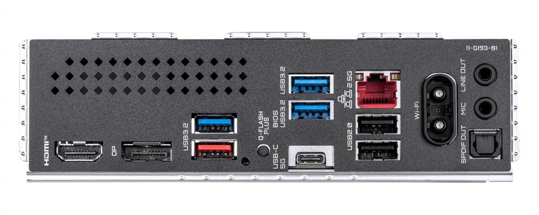 DDR5套条涨到2600元,技嘉却发了块新B550主板:算完DDR4回流的账,光内存就省1300