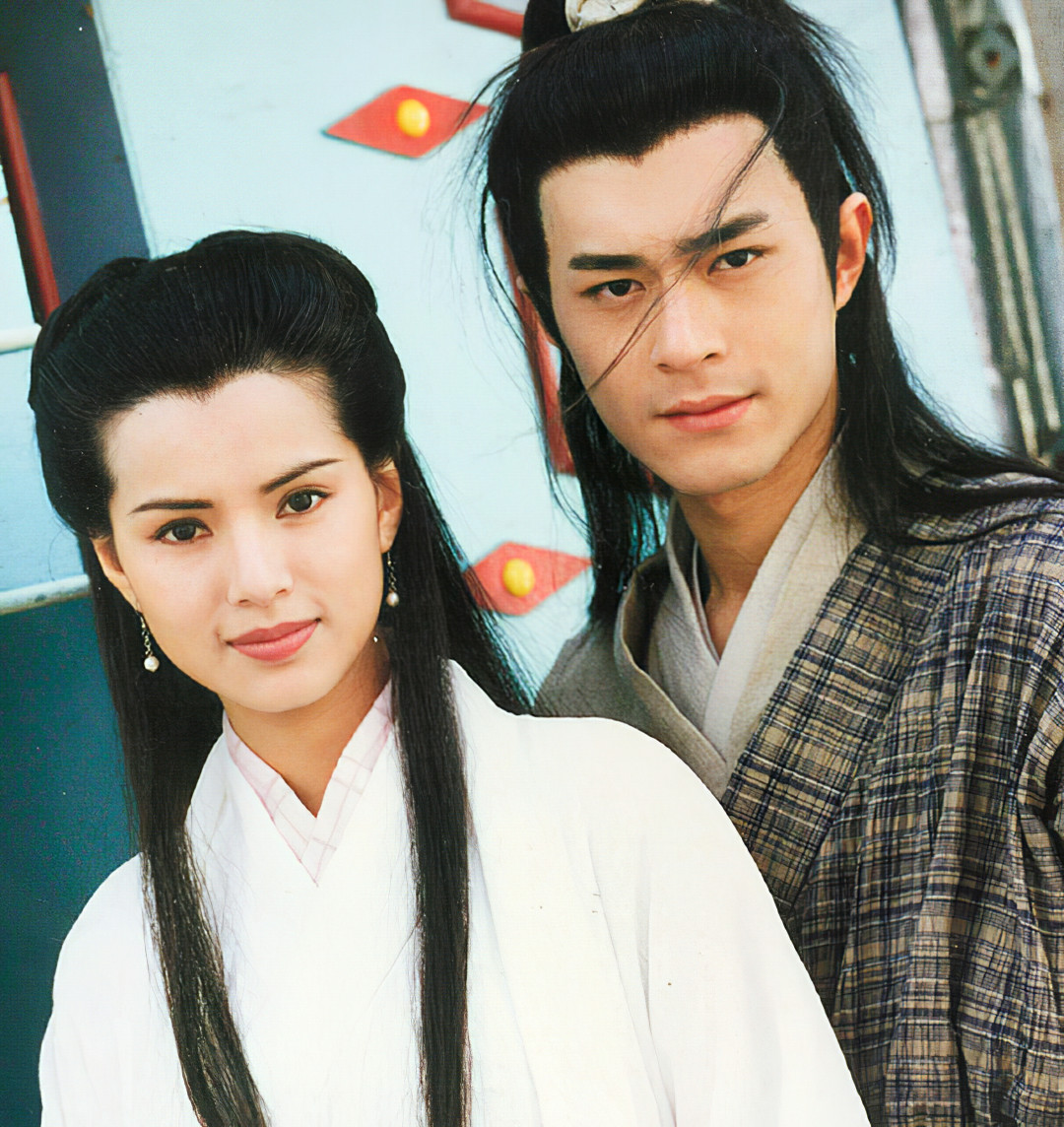李若彤60岁,全网重刷95版《神雕》:但金庸评最烂的那一版,才是收视冠军
