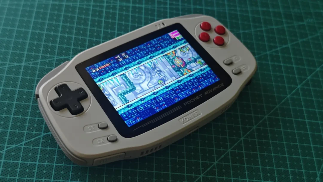 GBA 25 年,重温童年的三条路:从 119 元到 800 元,先看坑再掏钱