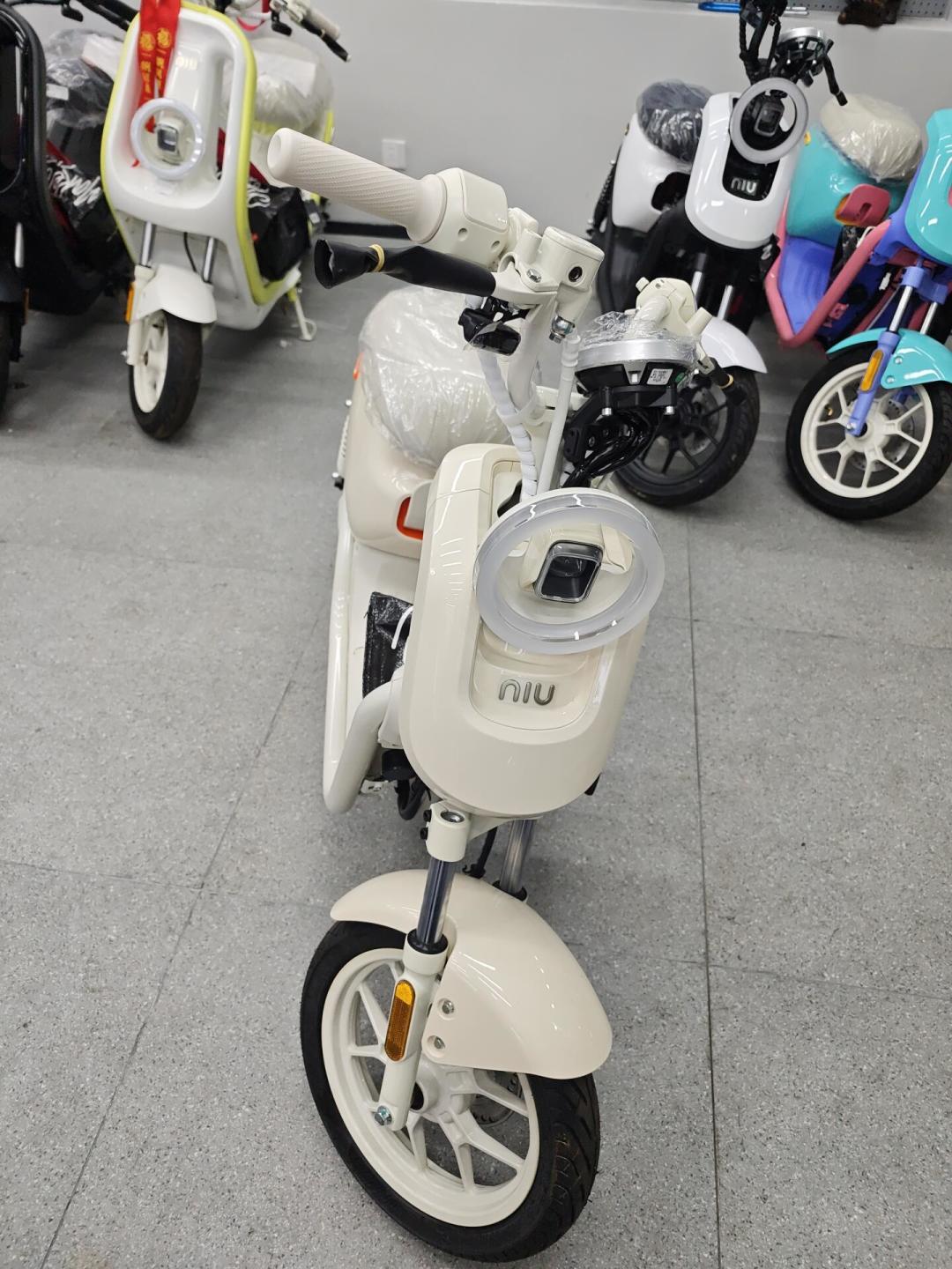 全款买的小牛,每年还要交89元:不续“智能会员费”哪些功能会瘫、什么时候交最划算、怎么维权,一次说清
