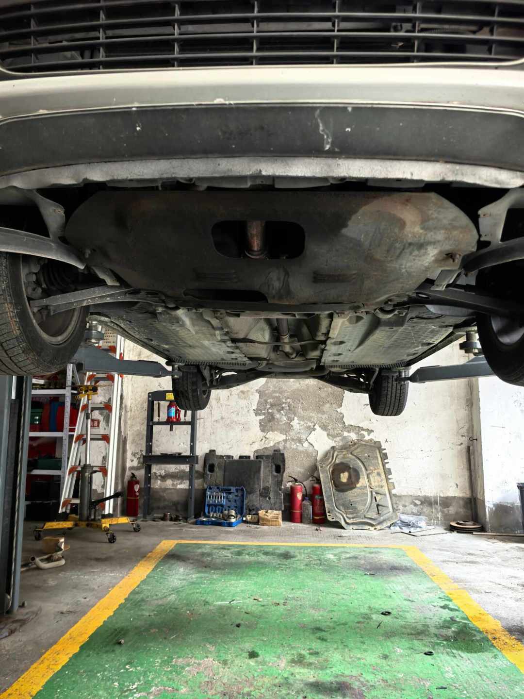 你的10年老车:拿2万国补报废,还是花1万整备继续开?把账算清楚再决定