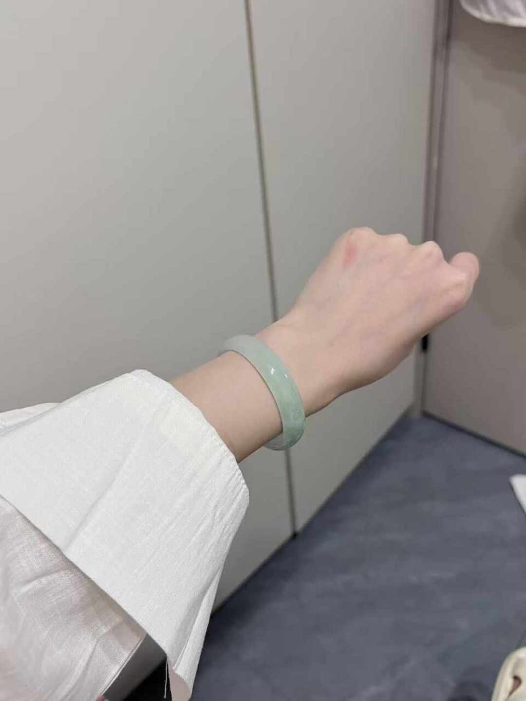 精品料溢价数倍，帝王绿却流拍：缅甸公盘开标后，想跟风“翡翠涨价”的先看清这三层价