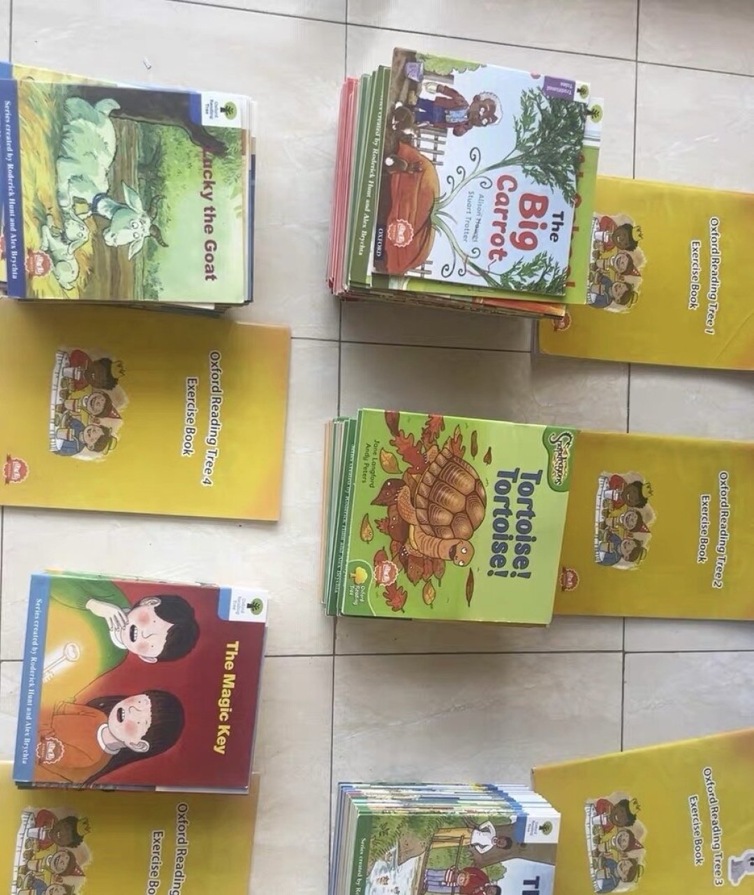 牛津树反涨了:890抢的全套被挂1500,读完的家庭,出手前先把这笔账算清楚