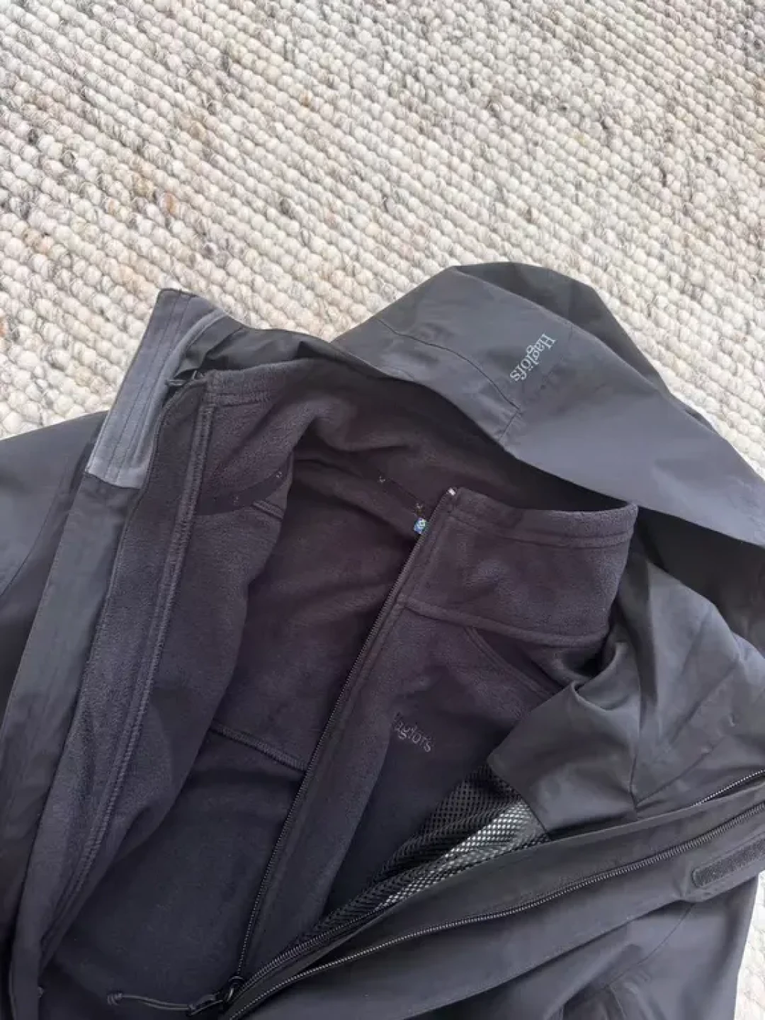 火柴棍今天上新三合一,却被户外圈骂成“智商税”:这件衣服到底值不值得买