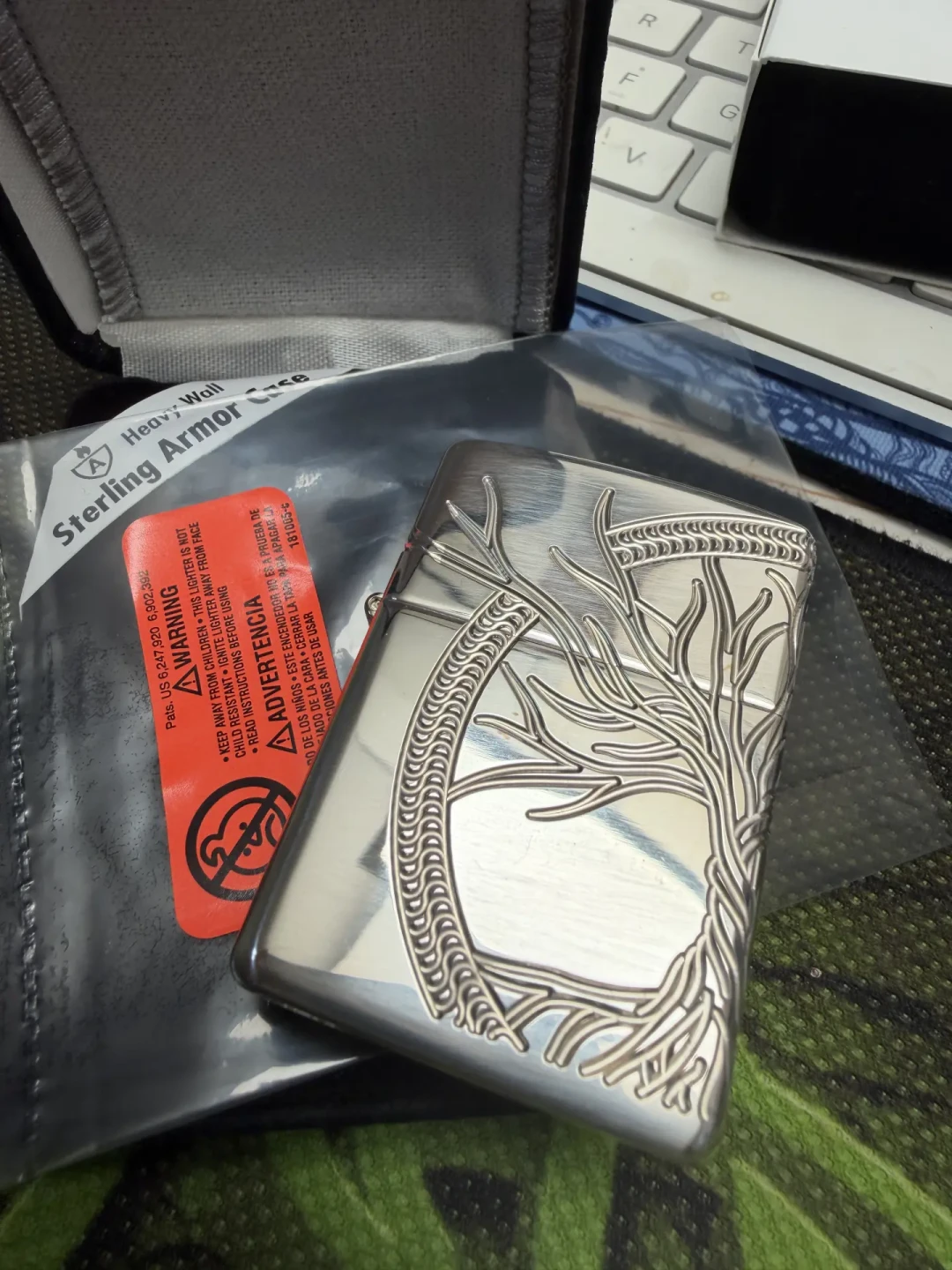 银价破70美元,手里有纯银Zippo的人开始称打火机了:留、卖还是买,先算清这笔含银量账