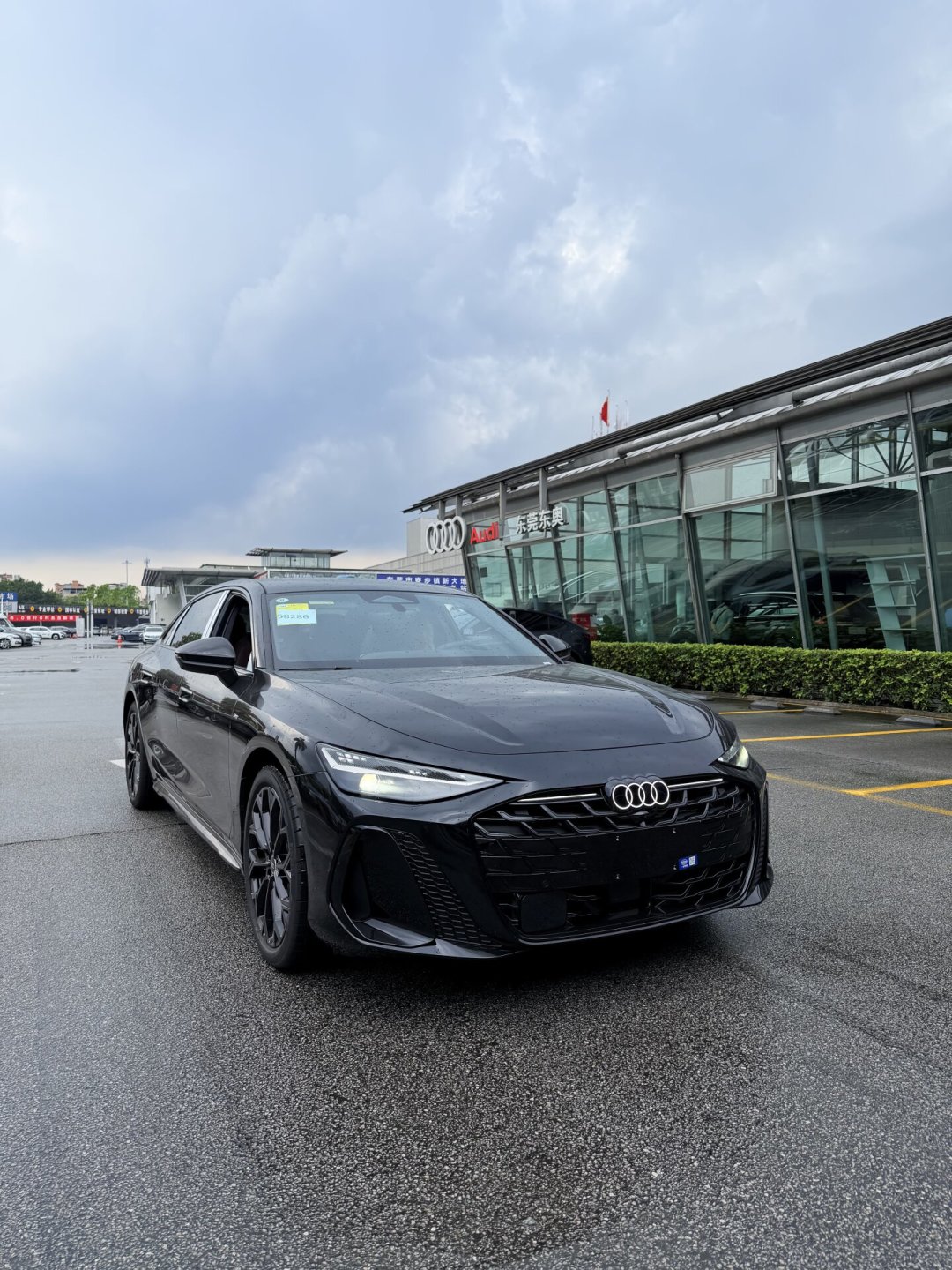 轩逸6万、A6L 26万、路虎亏钱卖：燃油车清仓潮，谁在捡漏谁在接盘