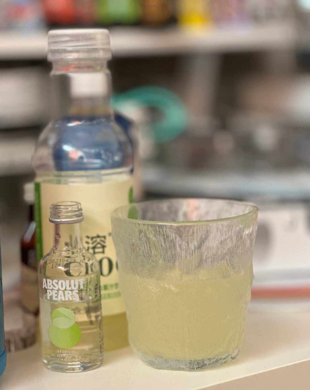绝对伏特加不止原味:8种风味哪瓶值得买哪瓶踩坑,现在还有个最便宜的试错窗口