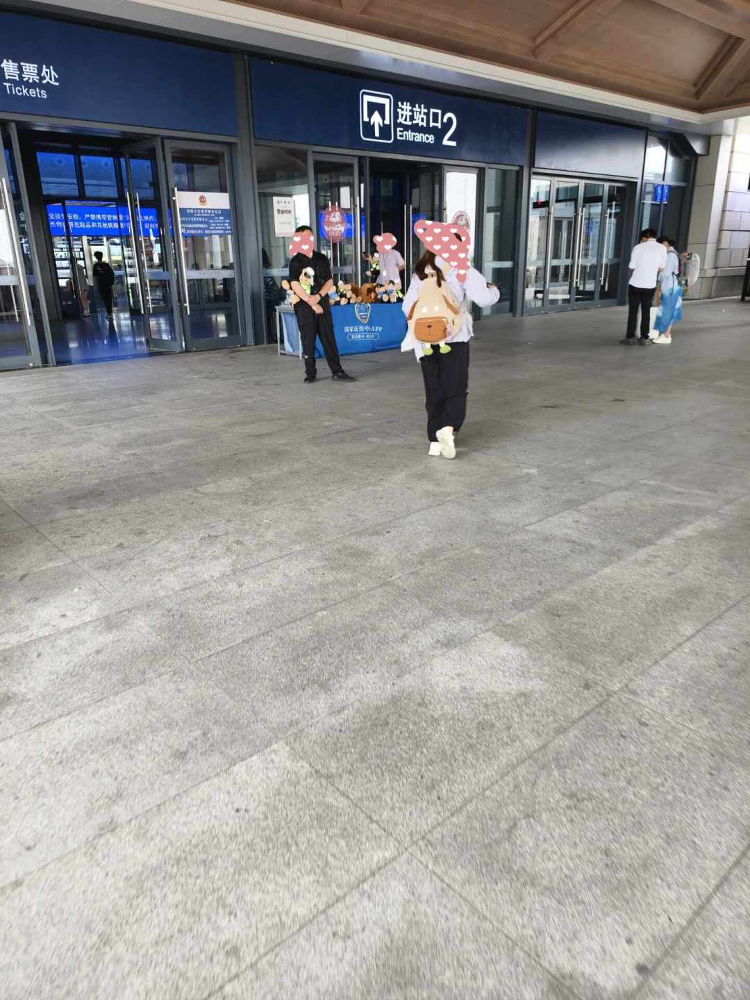 办工资卡却拿回一张中信信用卡:“顺手被办卡”的4条渠道自查,留还是销先想清楚