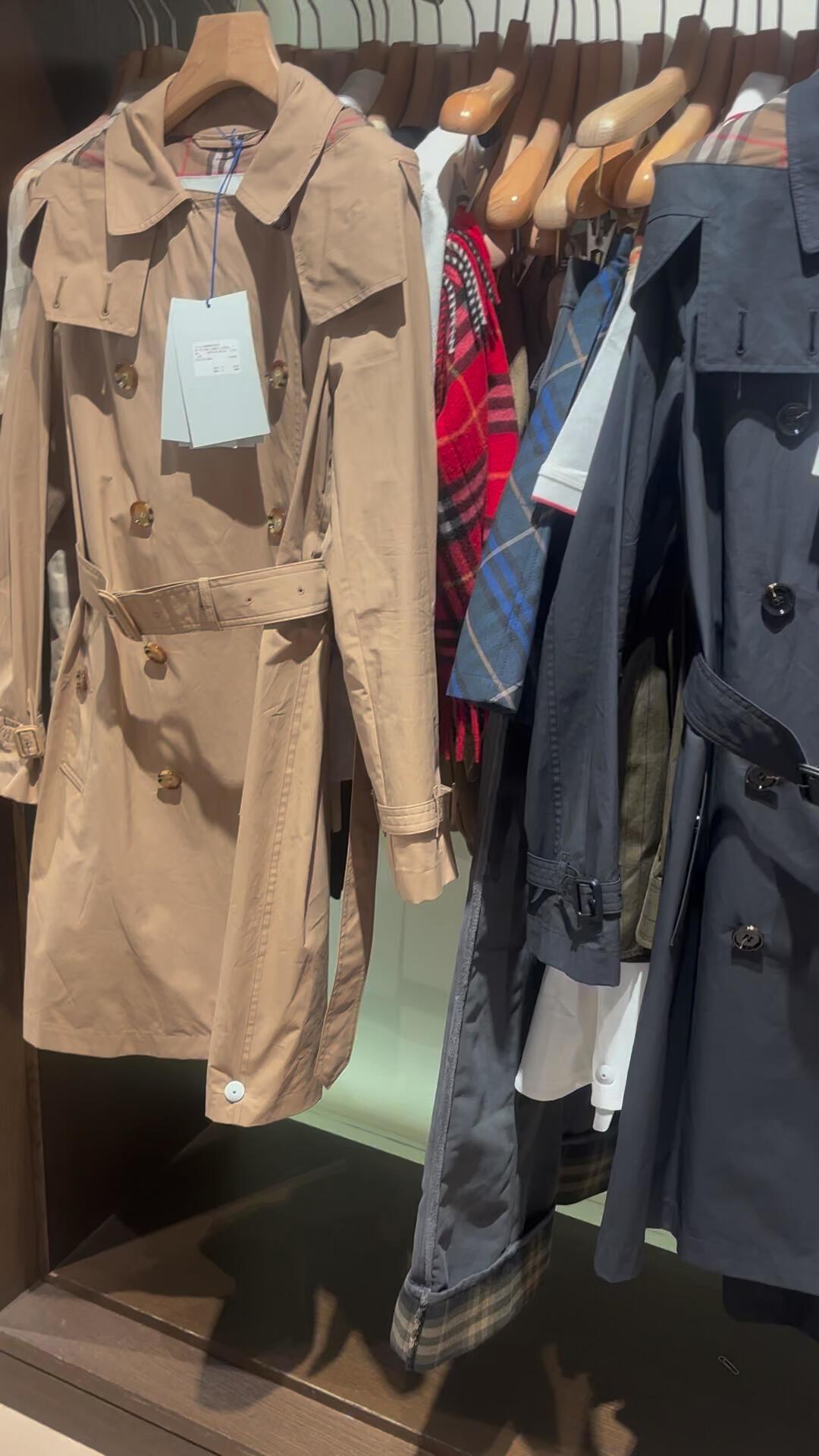 卖运动品的巨头盯上了风衣之家:Frasers入股Burberry 4.2%,对想买的人意味着什么