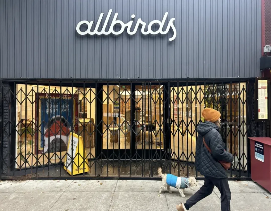 Allbirds“分裂”实录:总部转行做AI,中国业务换了百丽——你手里的鞋现在算谁的?