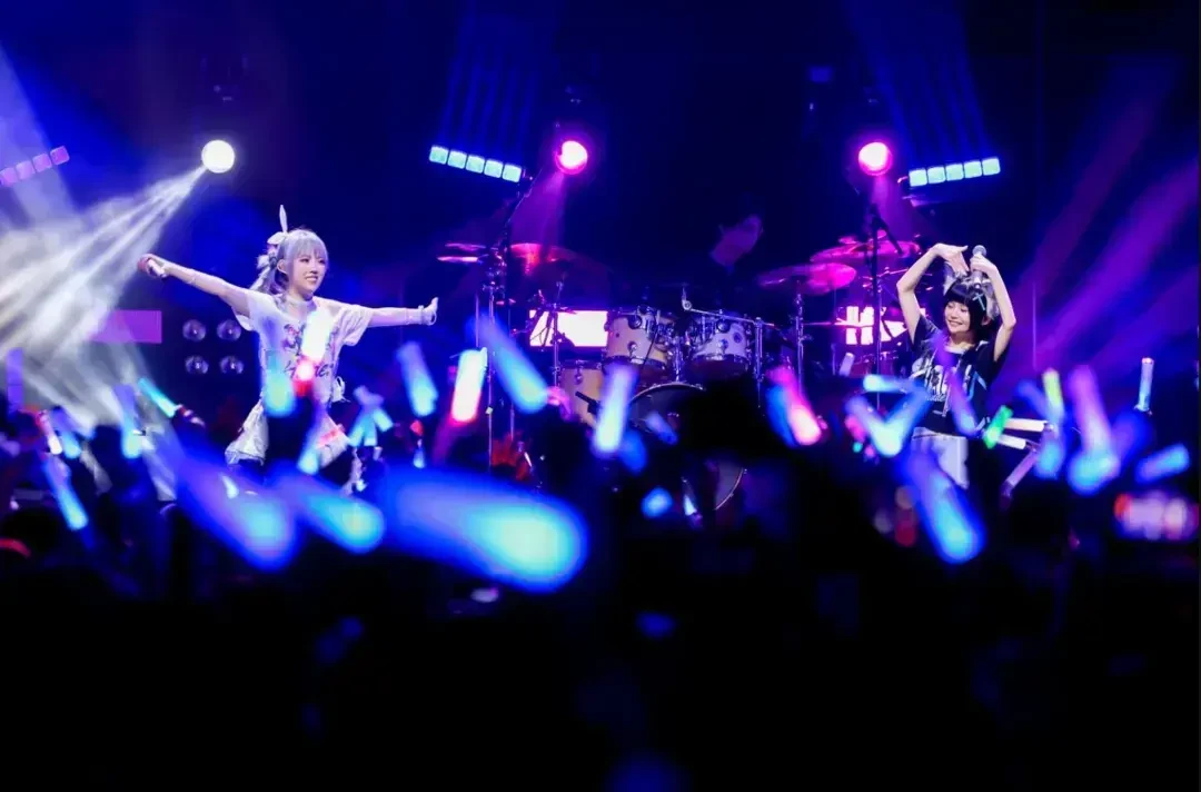 跨城去看一场 livehouse,出发之前先算这笔账