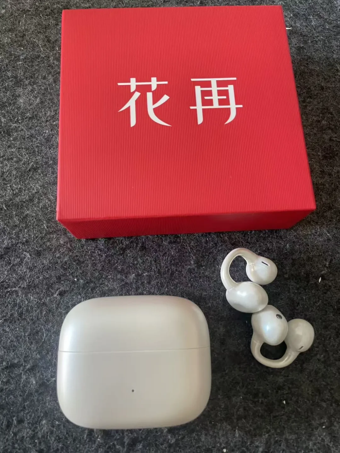 刚有人在图书馆被开放式耳机漏音社死：我把漫步者6款价格能核实的开放式都翻完了，按漏音风险分了个级