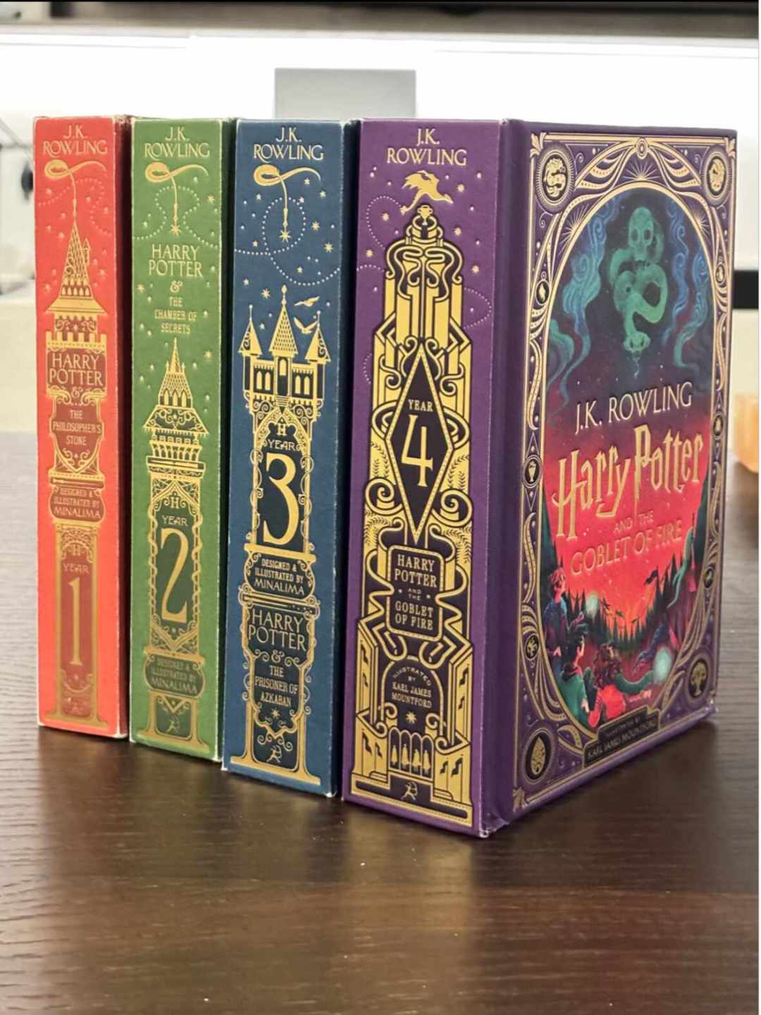 哈迷等了快3年的中文版来了:乐乐趣《神奇动物指南》立体书上新,魔法世界的互动书到底买哪本?
