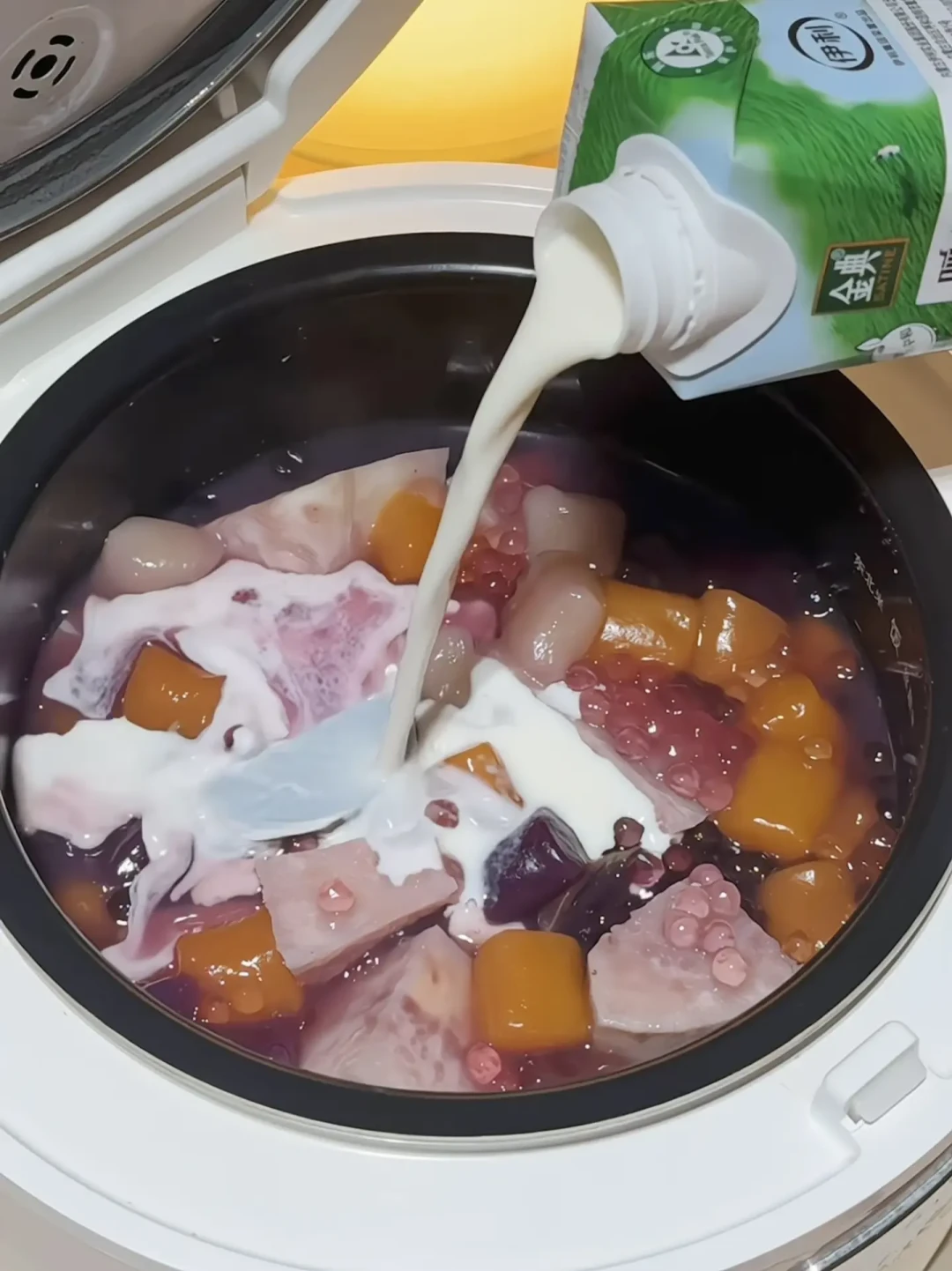 一碗糖水卖20元,配料只花3块:这份“糖水自由”的账,我替你算好了