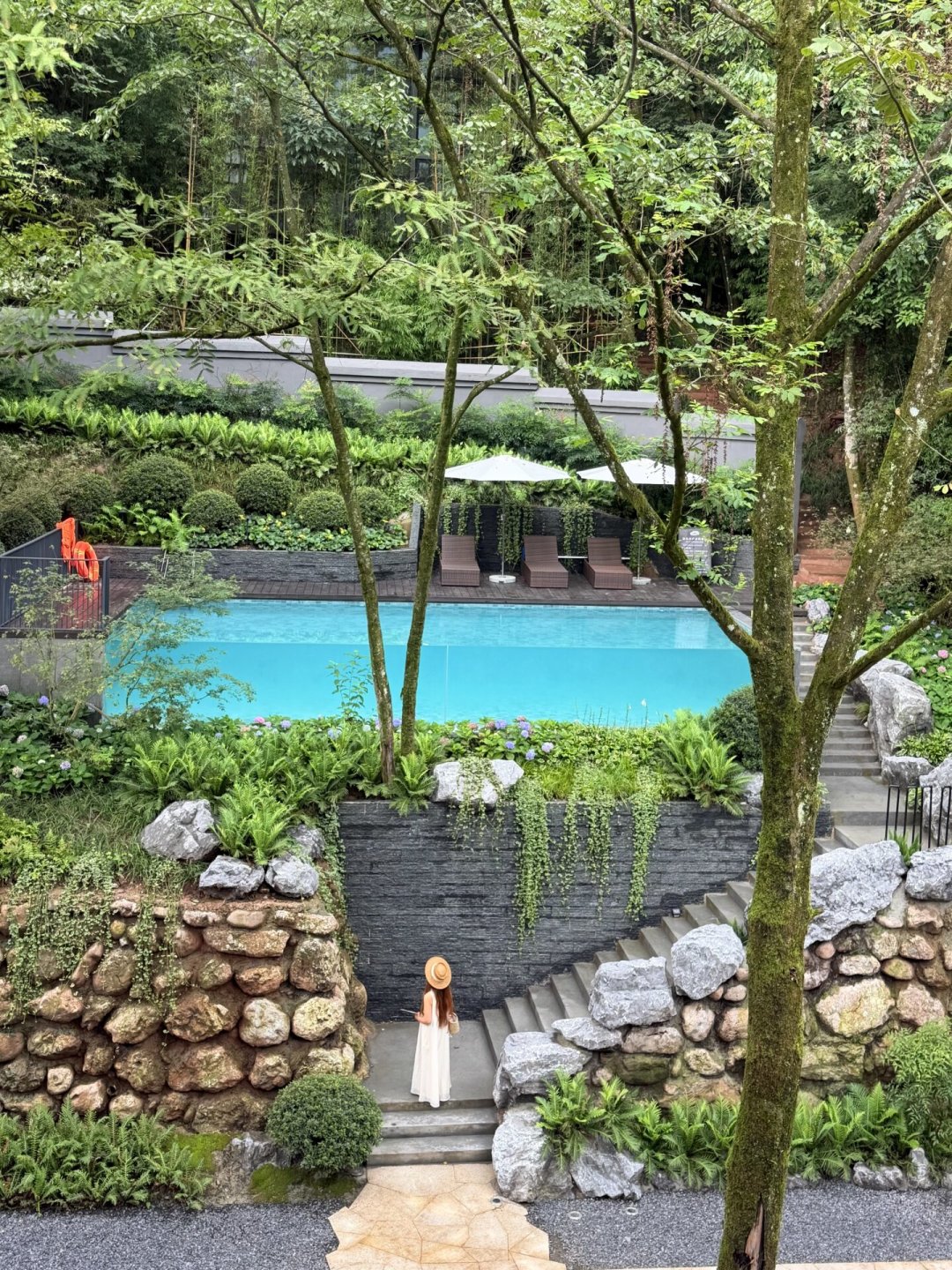 三台风同屏,