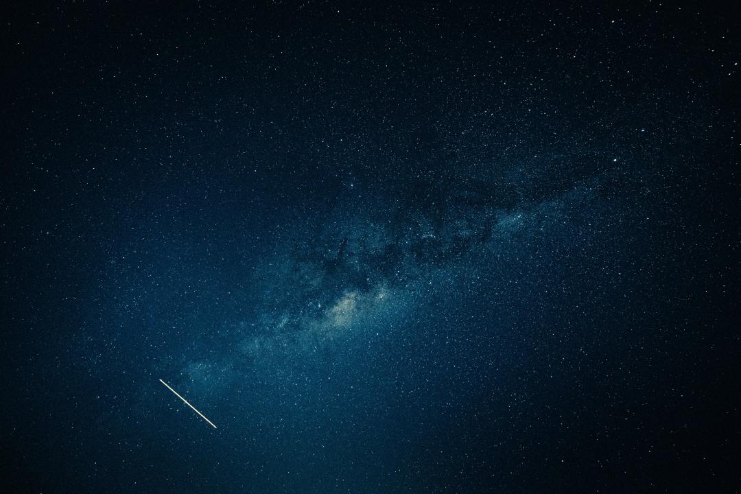 追银河先看月相：8月下旬是观星