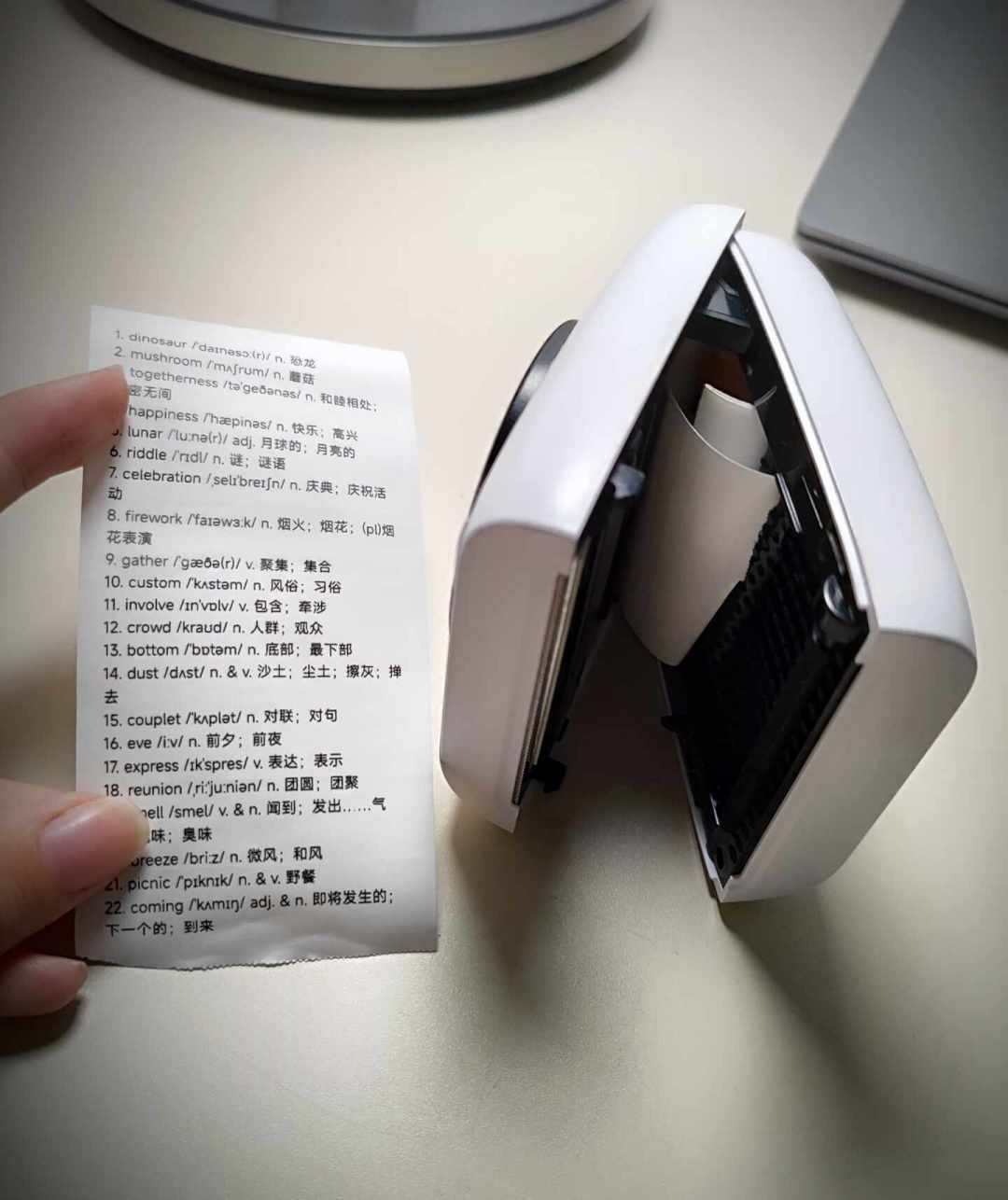 手抄派和打印派为错题吵了一年:翻完几百条真实体验,我发现两派都吵错了点