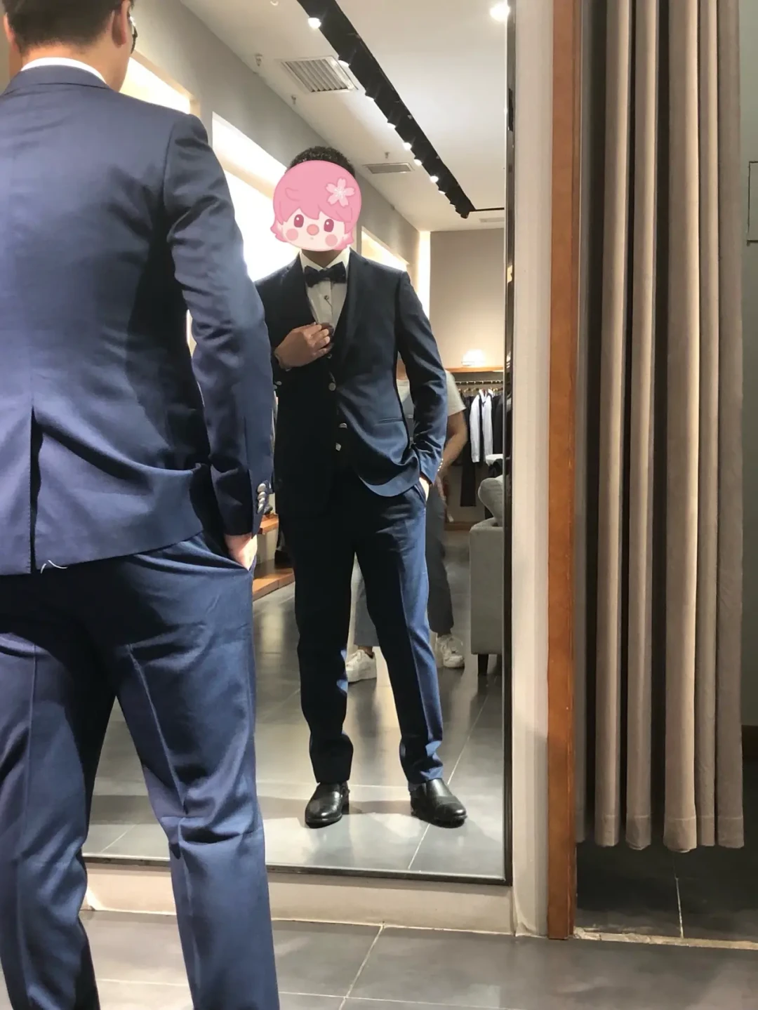 蓝豹的网店凭什么比专柜便宜一大截?扒完三条渠道,发现差价不在“偷工减料”