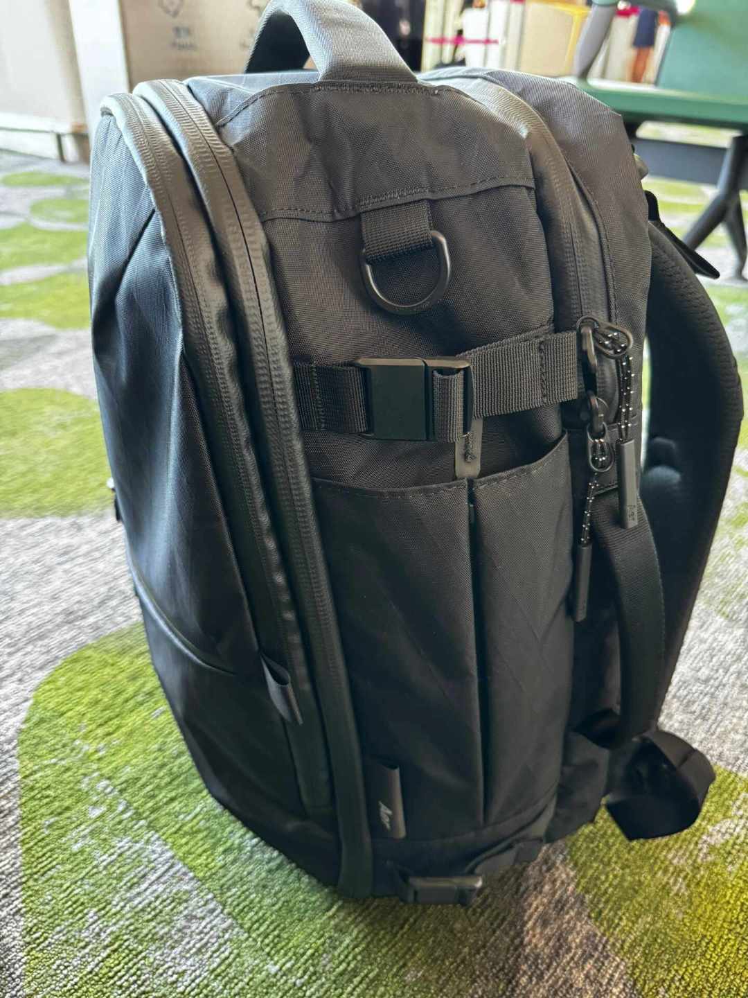 Aer Go Pack 2 上架苹果官网卖 898 元却没人买?算完三本渠道账,我发现它只适合少数人