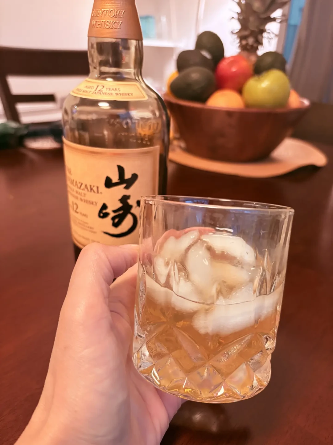 山崎12从4000跌到1500?评论区吵翻了:根本没到过4000,威士忌到底跌了多少