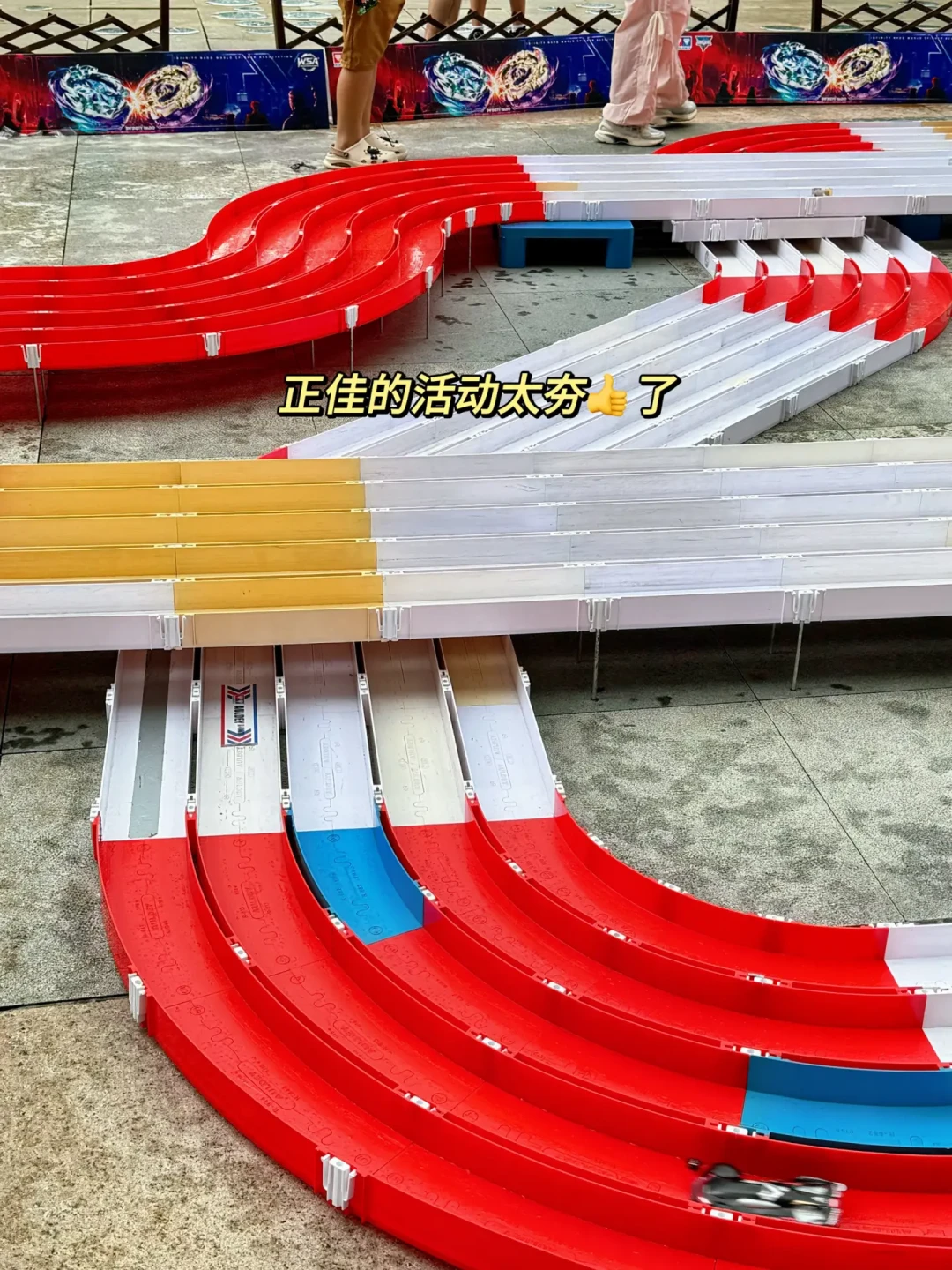 户外赛道清一色20元国产迷你四驱车,买80元田宫是交智商税?回坑玩家先看完这笔成本账
