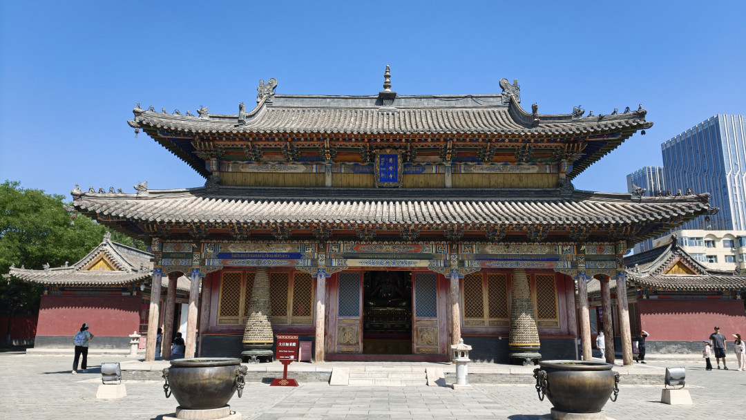 有人喊避雷,有人说“先有大召,后有青城”:大召寺这35元门票到底值不值?