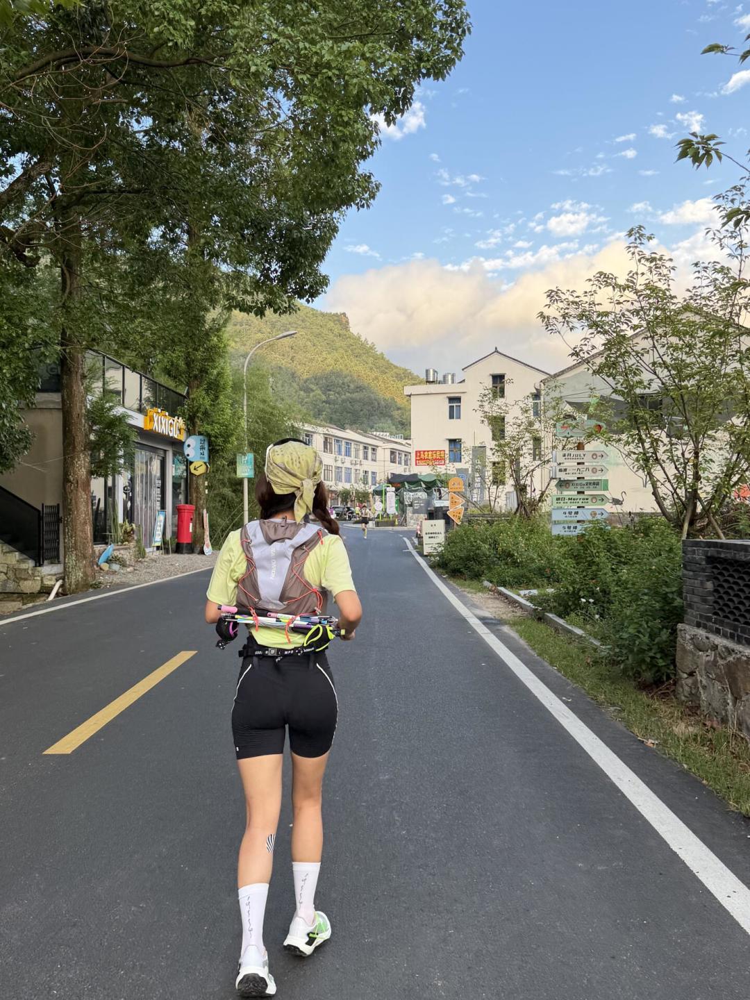 UTMB本周五开跑，边看边搞懂：越野跑者的Rudy到底有几副、哪副值得买