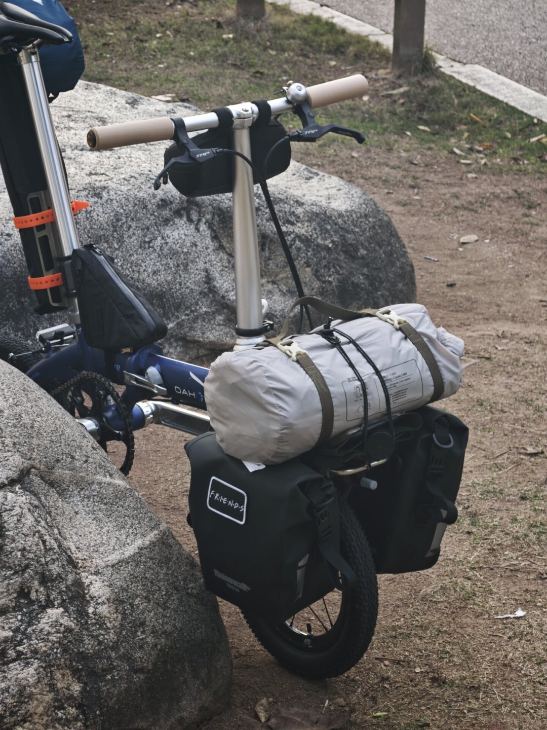 装了35公斤想放弃,23L背包就装下:bikepacking到底多重合适?
