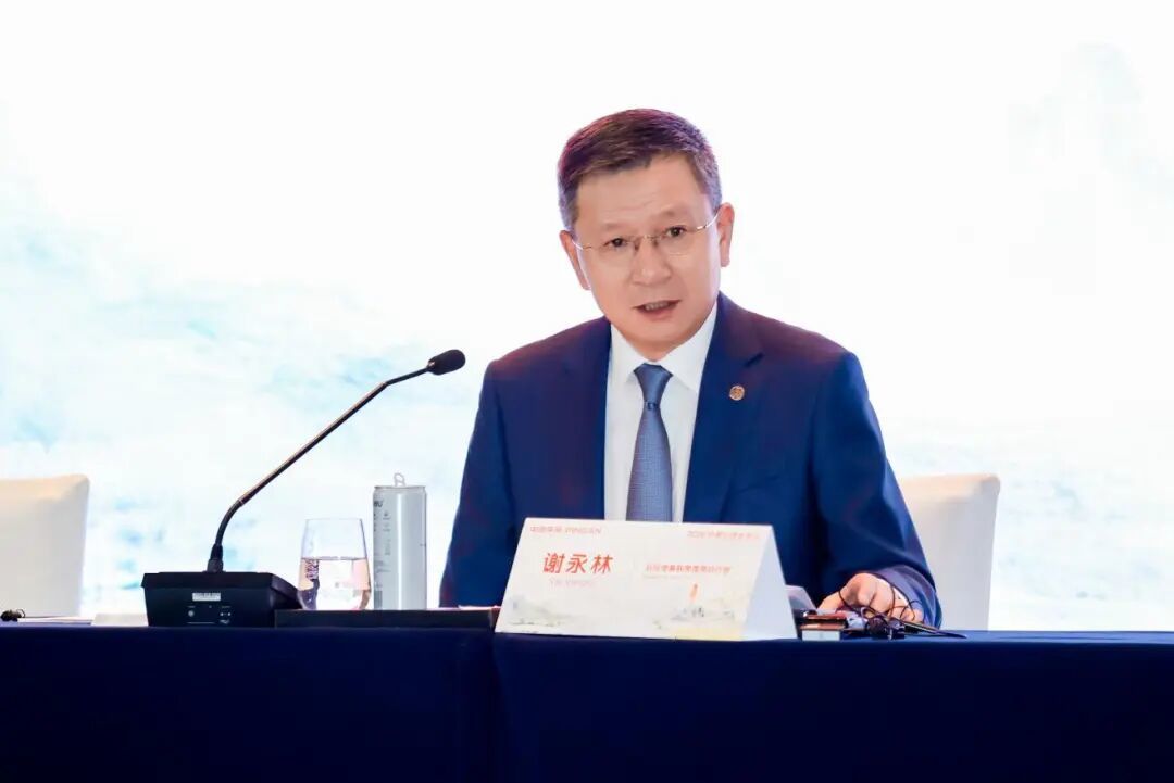 管理层说低估50%，长线玩家降回标配：平安中报后的股价分歧，该信哪边？