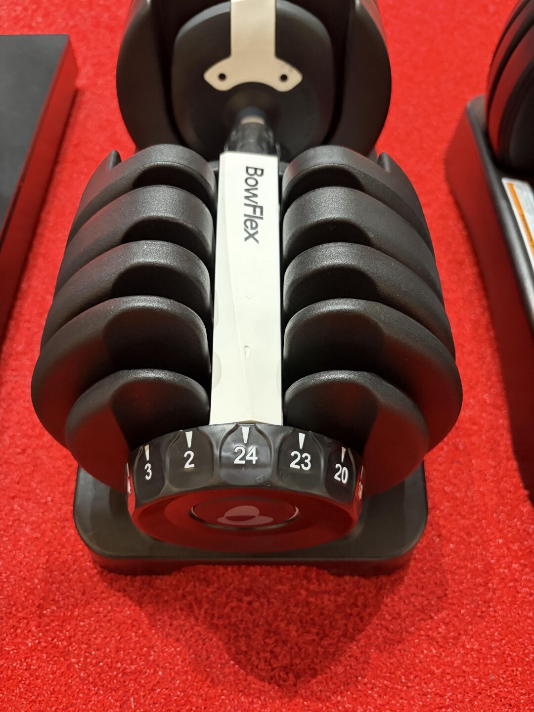 被全网骂“容易掉片”的快调哑铃,正是Bowflex发明的:新品DB52卖1399元一只,值得买吗?