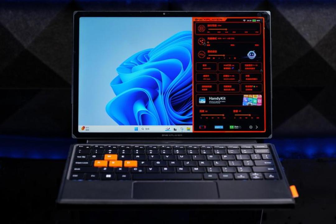 X2 Mini Pro今日开售,壹号本6台掌机全部就位:两个阵营、三颗芯片,8999到17599元一次讲清怎么选