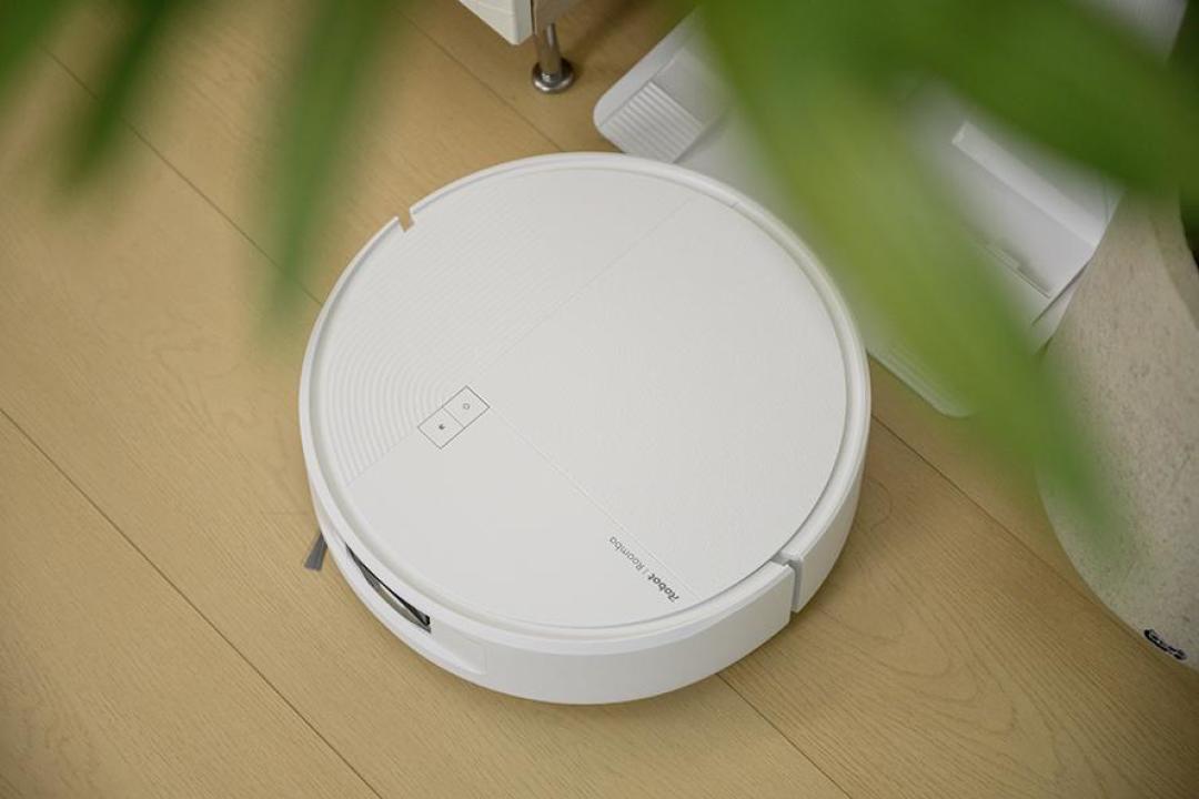 被杉川接盘的iRobot回来了:焕新首作Roomba 615卖2899元,现在入手还是等IFA?