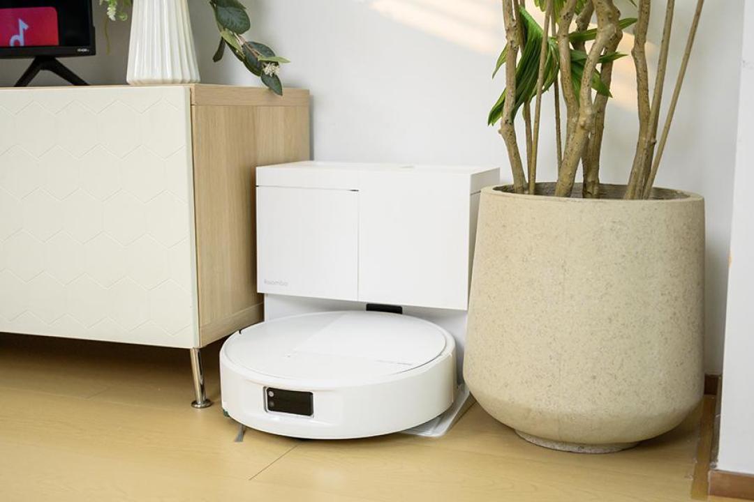 被杉川接盘的iRobot回来了:焕新首作Roomba 615卖2899元,现在入手还是等IFA?