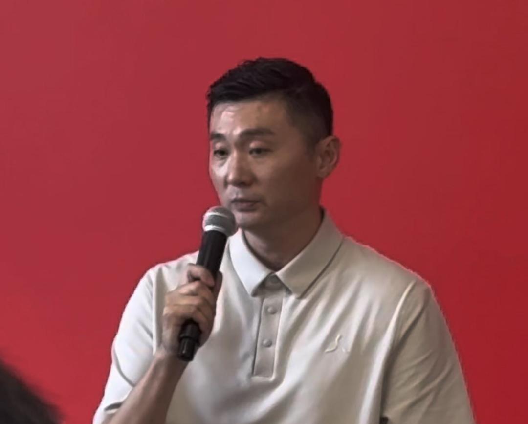 男篮逢输就提刘炜:当年被骂“只会运球过半场”的他,到底有多强?