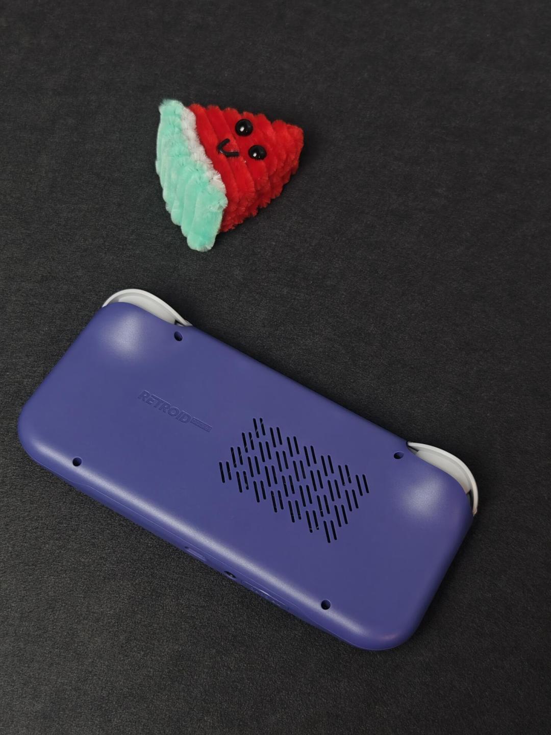 Retroid Pocket Nova扩容潮：官方只给128GB，花约600元焊1TB，值不值？