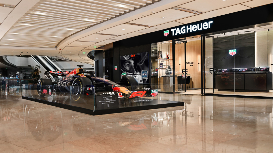 被新店F1赛车和朱志鑫同款种草,又被“不保值”劝退?2026年的卡莱拉值得买吗