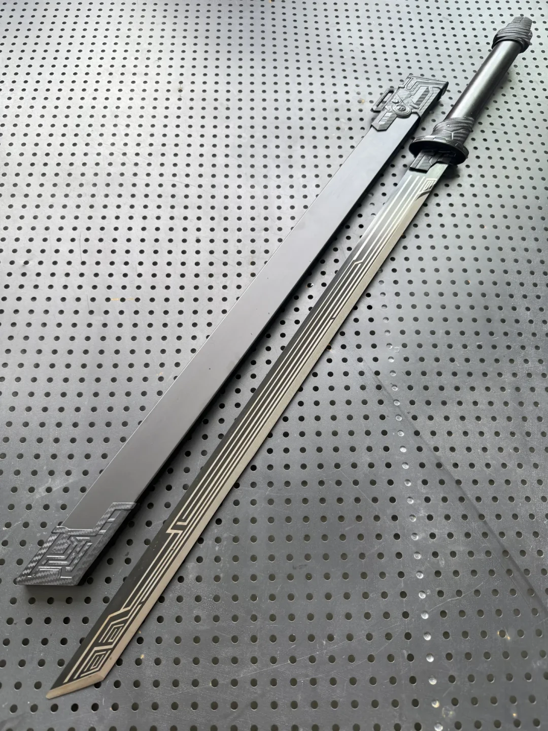 从20元纪念品到4800元定制,买一把