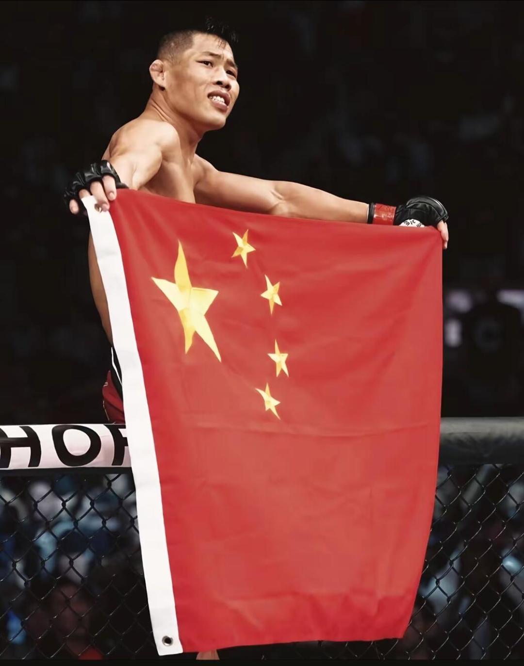 UFC上海站下周开打，李景亮不在战卡上：把这两年的线索串起来，亮哥的处境其实已经清楚了
