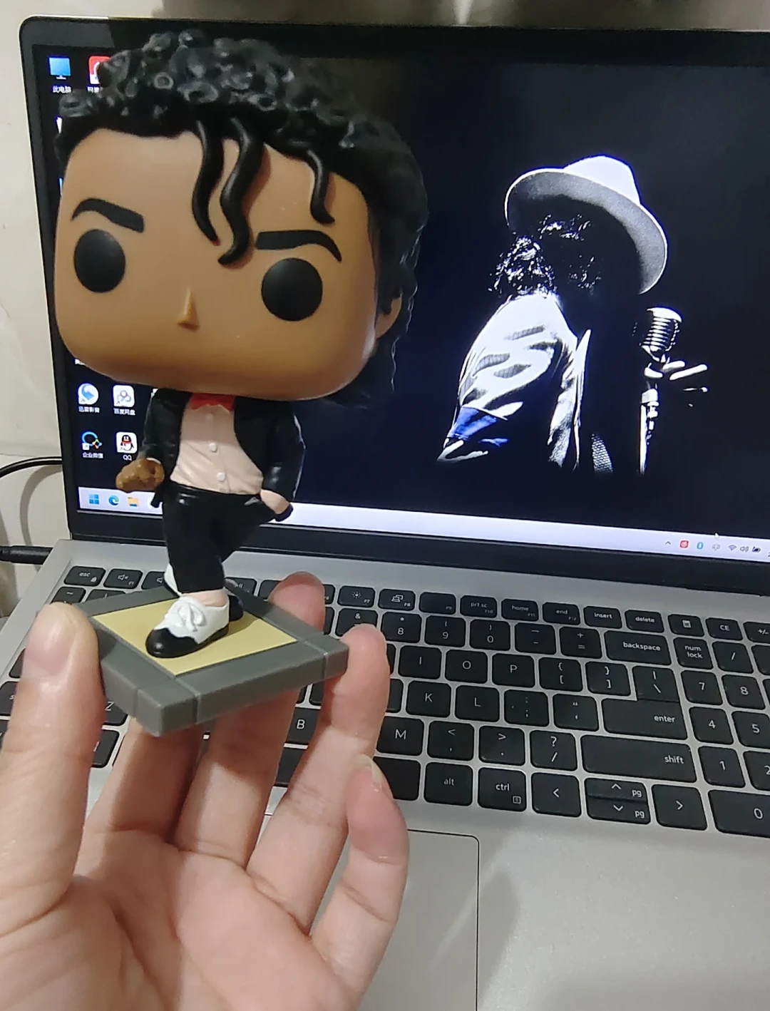 Funko官方要复刻「绝版」MJ公仔:征集满千人就开产,高价收齐的先别急