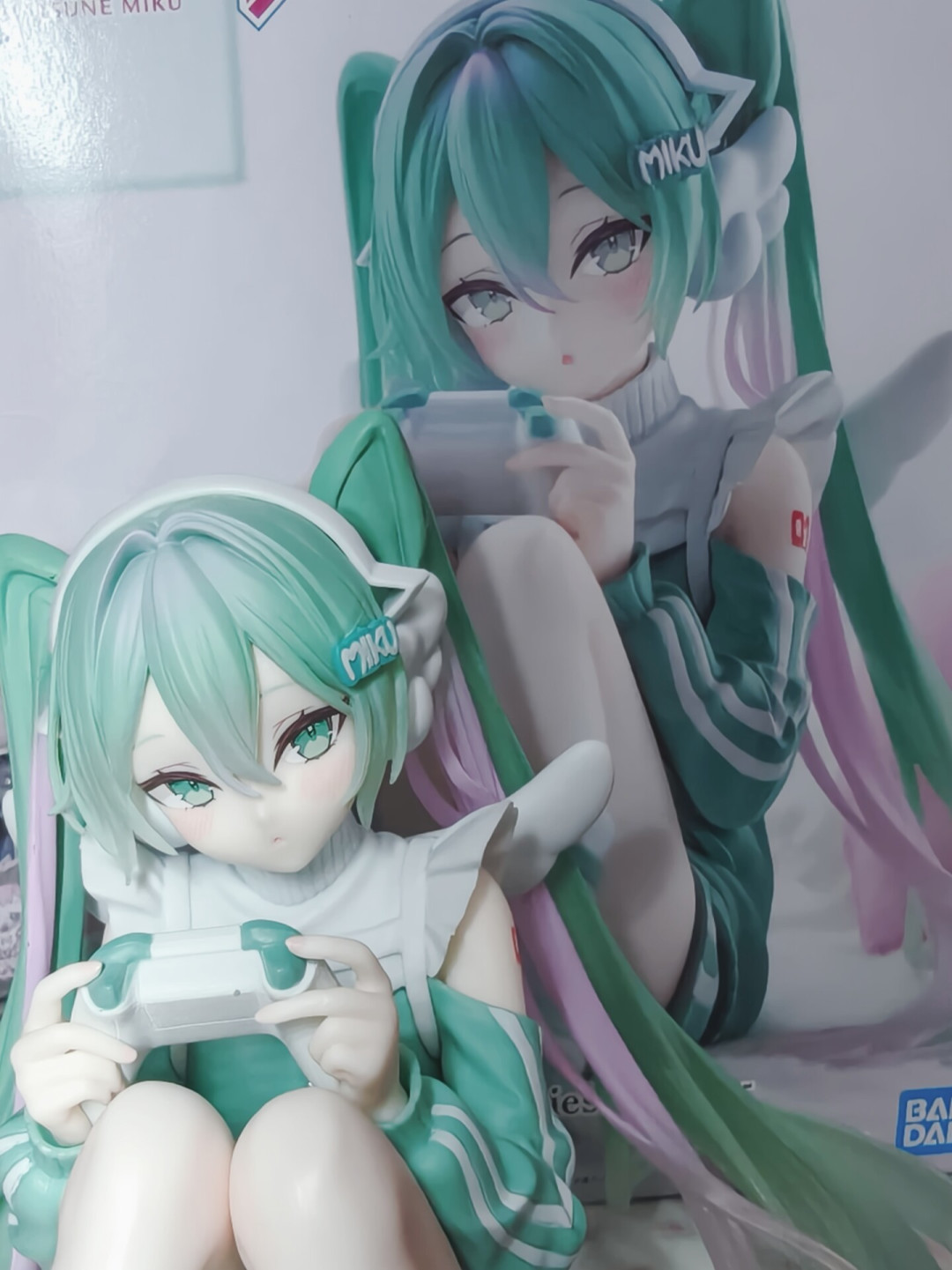 眼镜厂坐姿景品爆火,坐姿初音从79元被喊到150元:现在入手还是等再贩?