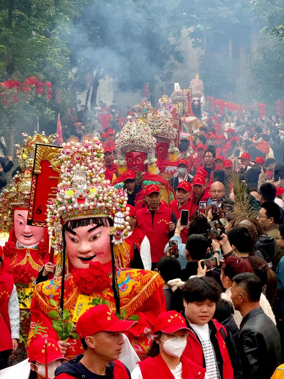 想看福建游神,别只盯着正月:中秋国庆的错峰方案与避坑指南