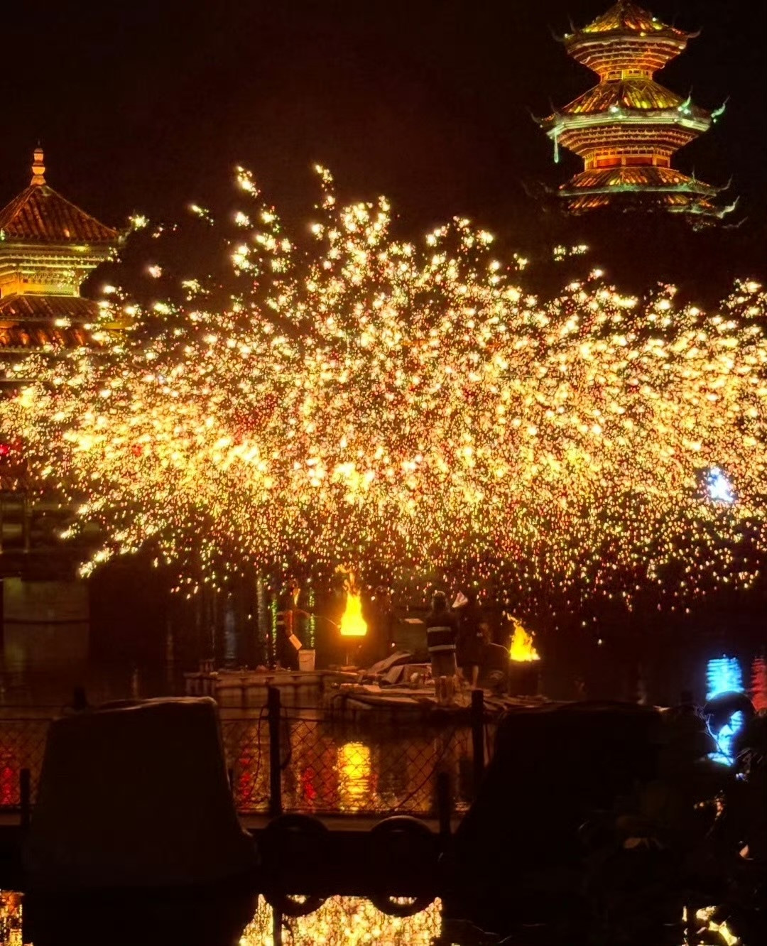 55元的夜场票怎么花才不亏：锦绣中华夜场倒推动线，含领票点和雨天Plan B