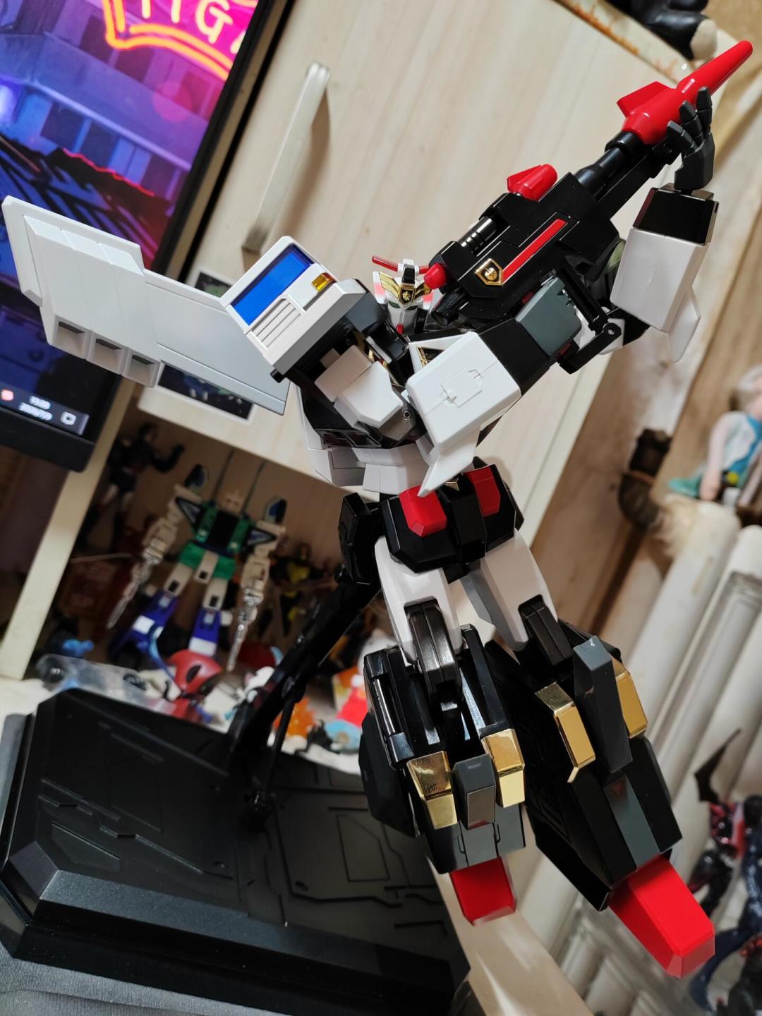 ActionToys勇者警察J-Decker现货口碑汇总:从1020跌到800出头,现在入手、等GSC、还是交牙吠神定金?