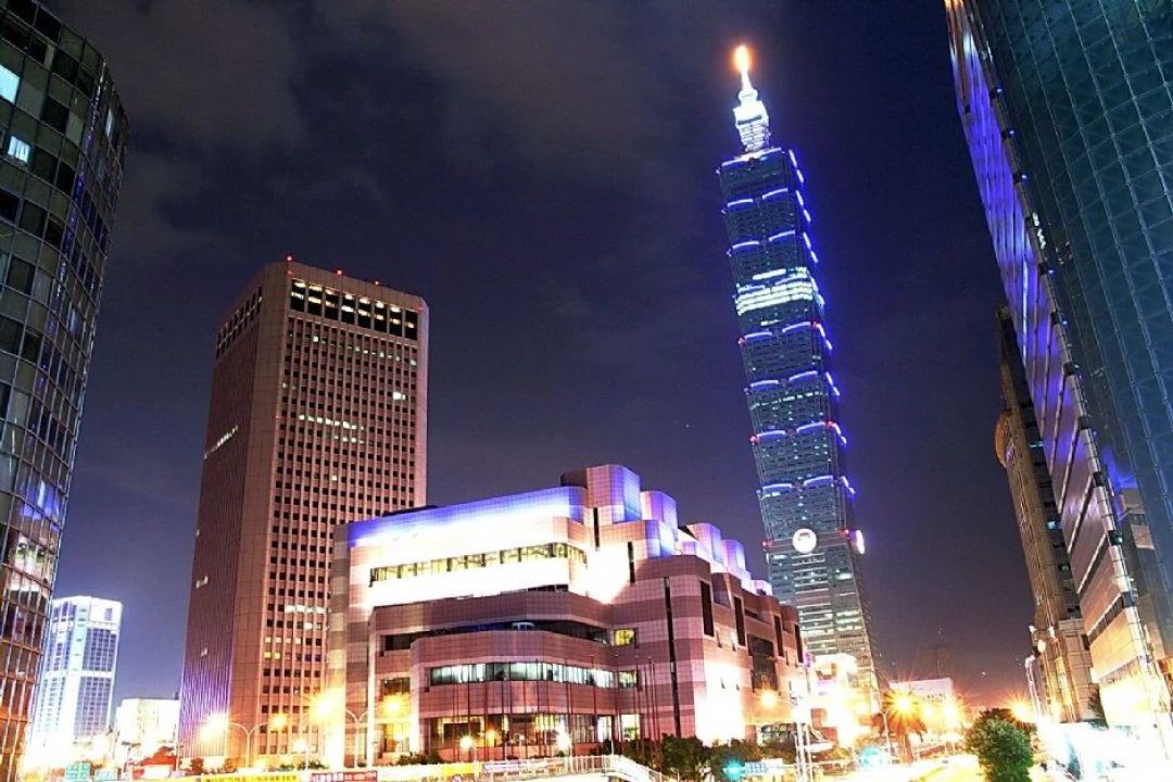 台北101观景台600元门票值不值?从免费到1200元的4种方式对比完,答案清楚了
