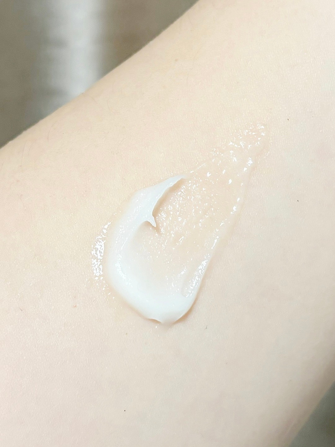 珀莱雅红宝石面霜4.0上市：配方大换血，但此刻最值得抢的不是正装